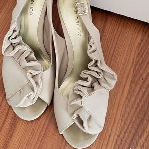 Ann Marino ruffled slingback peep toe shoes